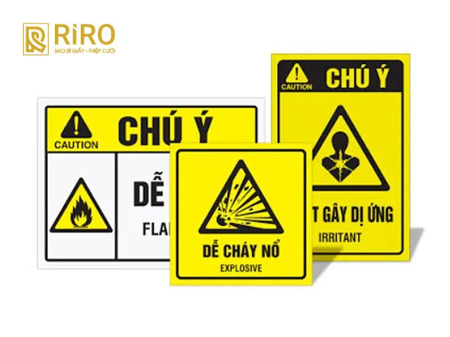 Decal phản quang được dùng làm biển báo