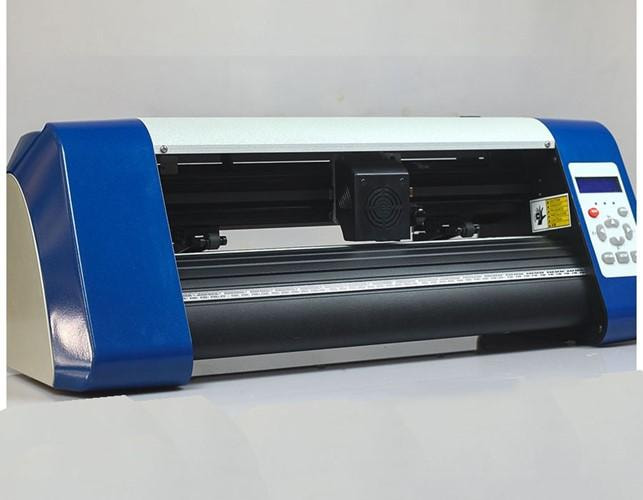 máy bế cắt decal