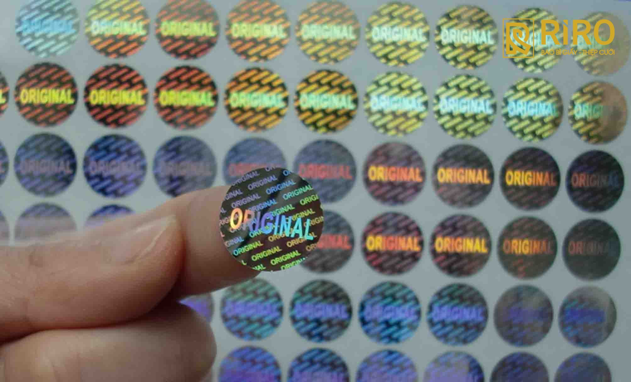 tem hologram là gì
