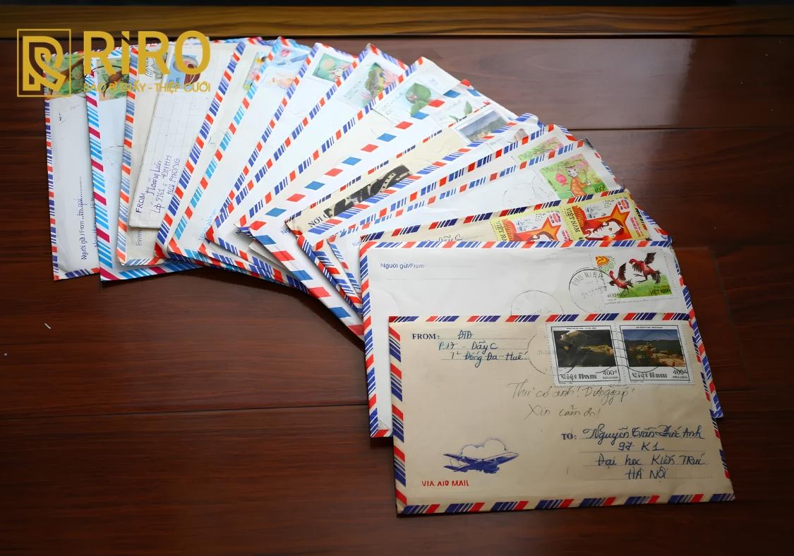 Phân loại phong bì dán tem phổ biến hiện nay